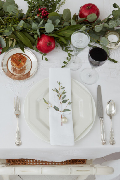 how to clean table linens
