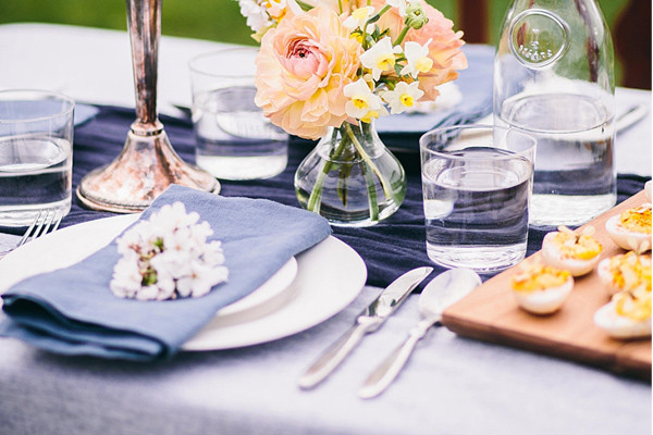 CMSPage_How-To | Style a Spring Tablescape_ONE_SIZE_IMAGE_01