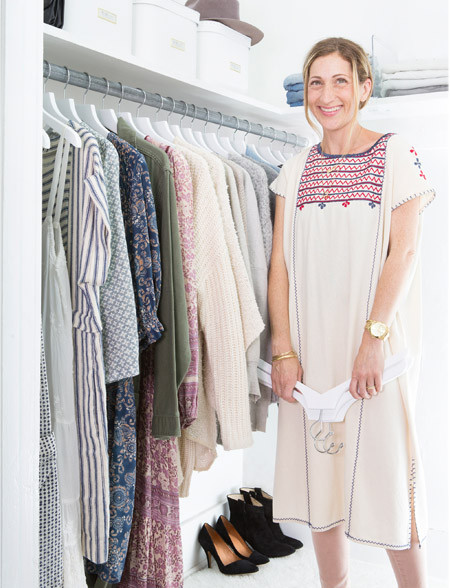 CMSPage_How-To | Maximize Your Tiny Closet_ONE_SIZE_IMAGE_01