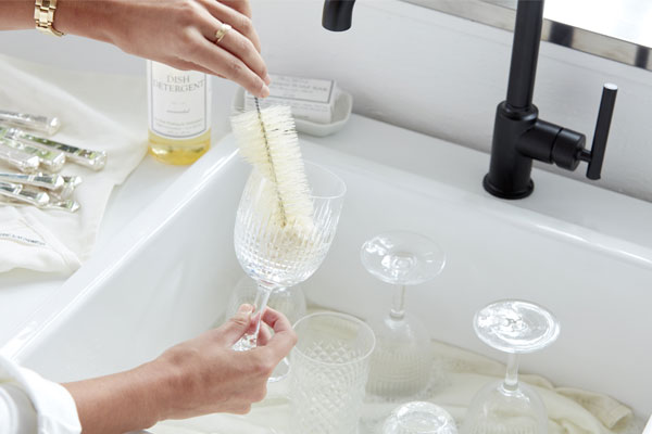 the laundress glass &amp;amp;amp; crystal cleaning brush 